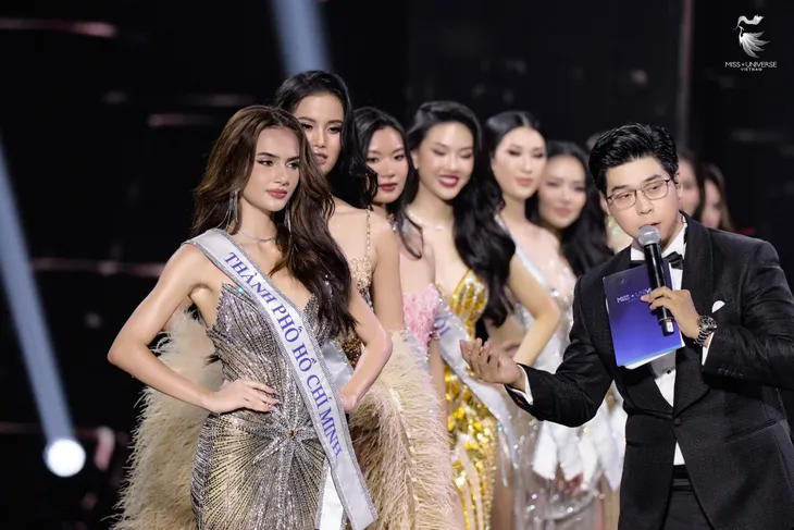 Bùi Quỳnh Hoa đăng quang Miss Universe Vietnam 2023 - Ảnh 13. Bùi Quỳnh Hoa đăng quang Miss Universe Vietnam 2023 - Ảnh 13.
