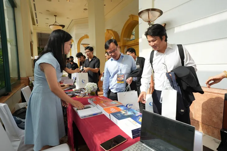 OpenInfra Days 2023: Mở ra cơ hội cho tương lai với cơ sở hạ tầng mở, đám mây và AI - Ảnh 3. OpenInfra Days 2023: Mở ra cơ hội cho tương lai với cơ sở hạ tầng mở, đám mây và AI - Ảnh 3.