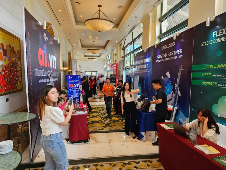 OpenInfra Days 2023: Mở ra cơ hội cho tương lai với cơ sở hạ tầng mở, đám mây và AI - Ảnh 2. OpenInfra Days 2023: Mở ra cơ hội cho tương lai với cơ sở hạ tầng mở, đám mây và AI - Ảnh 2.
