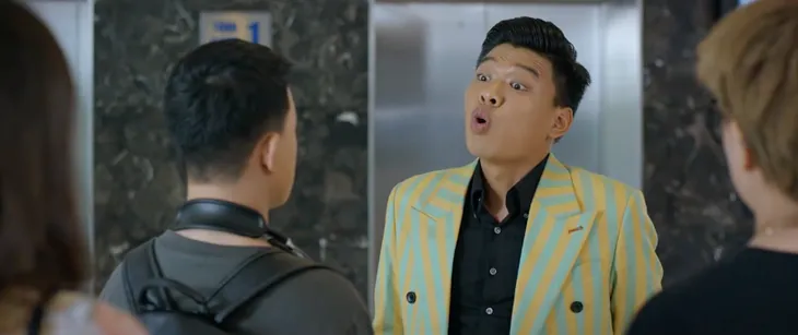Không ngại cưới chỉ cần một lý do - Tập 4: Say rượu, Yến (Hoàng Thuỳ Linh) mượn Phong (Nhan Phúc Vinh) làm người yêu - Ảnh 9. Không ngại cưới chỉ cần một lý do - Tập 4: Say rượu, Yến (Hoàng Thuỳ Linh) mượn Phong (Nhan Phúc Vinh) làm người yêu - Ảnh 9.