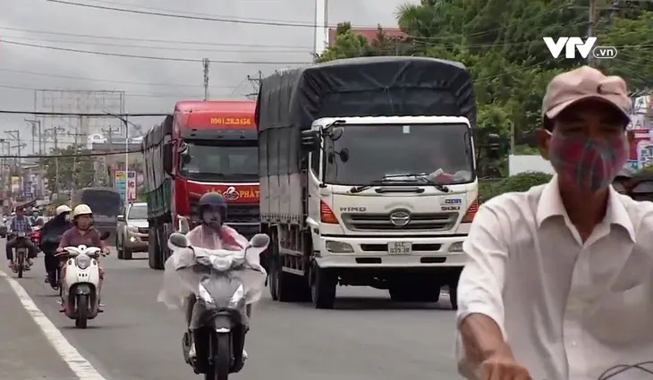 Ngày cuối nghỉ lễ, Quốc lộ 1A thông thoáng - Ảnh 1. Ngày cuối nghỉ lễ, Quốc lộ 1A thông thoáng - Ảnh 1.