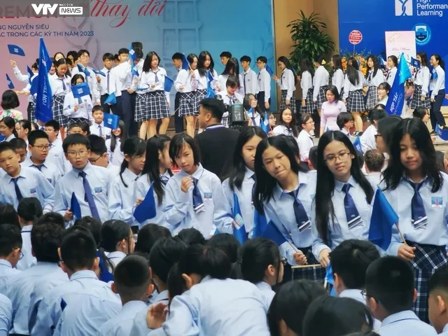 Khai giảng năm học mới 2023-2023: Lấy học sinh làm trung tâm, hướng tới trường học hạnh phúc - Ảnh 7. Khai giảng năm học mới 2023-2023: Lấy học sinh làm trung tâm, hướng tới trường học hạnh phúc - Ảnh 7.
