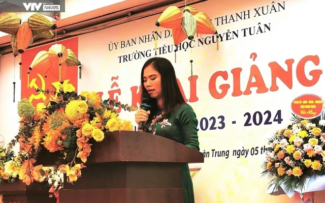 Khai giảng năm học mới 2023-2023: Lấy học sinh làm trung tâm, hướng tới trường học hạnh phúc - Ảnh 5. Khai giảng năm học mới 2023-2023: Lấy học sinh làm trung tâm, hướng tới trường học hạnh phúc - Ảnh 5.