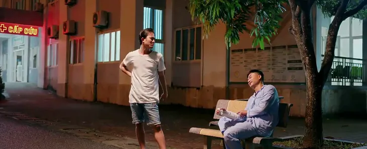 Làng trong phố - Tập 27: Anh em xóm trọ ra tay dạy dỗ tên quản đốc sở khanh bắt Dành phá thai - Ảnh 20. Làng trong phố - Tập 27: Anh em xóm trọ ra tay dạy dỗ tên quản đốc sở khanh bắt Dành phá thai - Ảnh 20.