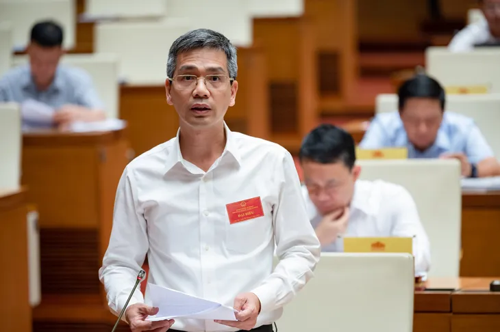 Luật Thuế bất động sản dự kiến được thông qua vào năm 2025 - Ảnh 1. Luật Thuế bất động sản dự kiến được thông qua vào năm 2025 - Ảnh 1.