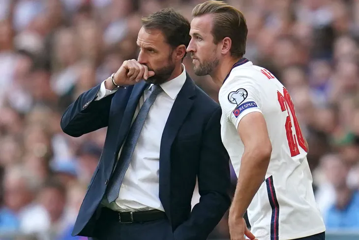 Liên đoàn bóng đá Anh nhắm Pep Guardiola thay thế Gareth Southgate - Ảnh 2. Liên đoàn bóng đá Anh nhắm Pep Guardiola thay thế Gareth Southgate - Ảnh 2.