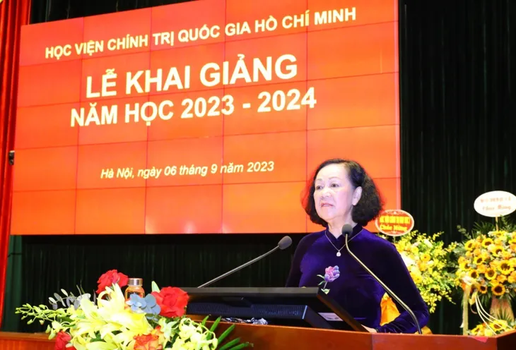 Học viện Chính trị Quốc gia Hồ Chí Minh khai giảng năm học mới - Ảnh 2. Học viện Chính trị Quốc gia Hồ Chí Minh khai giảng năm học mới - Ảnh 2.