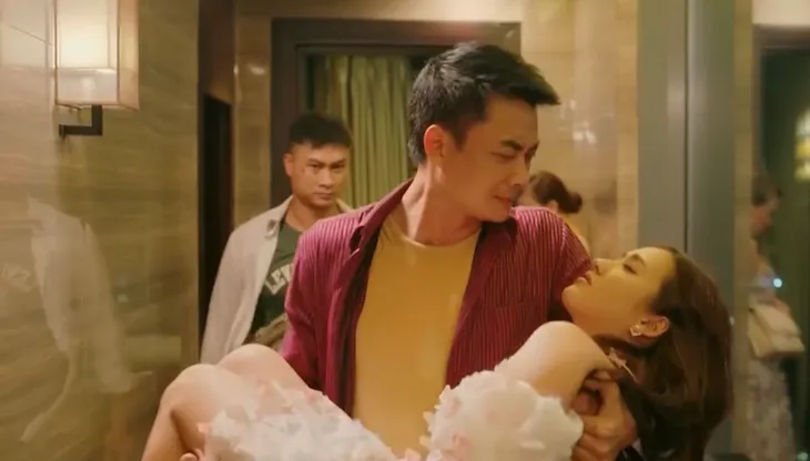Làng trong phố - Tập 29: Mến kêu cứu khi thấy vợ ngất xỉu - Ảnh 7. Làng trong phố - Tập 29: Mến kêu cứu khi thấy vợ ngất xỉu - Ảnh 7.