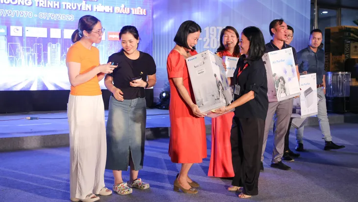 Đài THVN kỷ niệm 53 năm ngày phát sóng chương trình truyền hình đầu tiên - Ảnh 15. Đài THVN kỷ niệm 53 năm ngày phát sóng chương trình truyền hình đầu tiên - Ảnh 15.