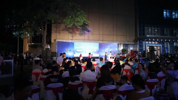 Đài THVN kỷ niệm 53 năm ngày phát sóng chương trình truyền hình đầu tiên - Ảnh 2. Đài THVN kỷ niệm 53 năm ngày phát sóng chương trình truyền hình đầu tiên - Ảnh 2.