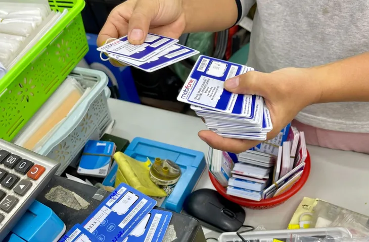 Sẽ dừng bán SIM di động tại đại lý - Ảnh 1. Sẽ dừng bán SIM di động tại đại lý - Ảnh 1.