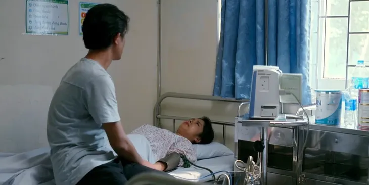Làng trong phố - Tập cuối: Thương có bầu, Hiếu nhiều cơ hội mở ra trước mắt - Ảnh 2. Làng trong phố - Tập cuối: Thương có bầu, Hiếu nhiều cơ hội mở ra trước mắt - Ảnh 2.