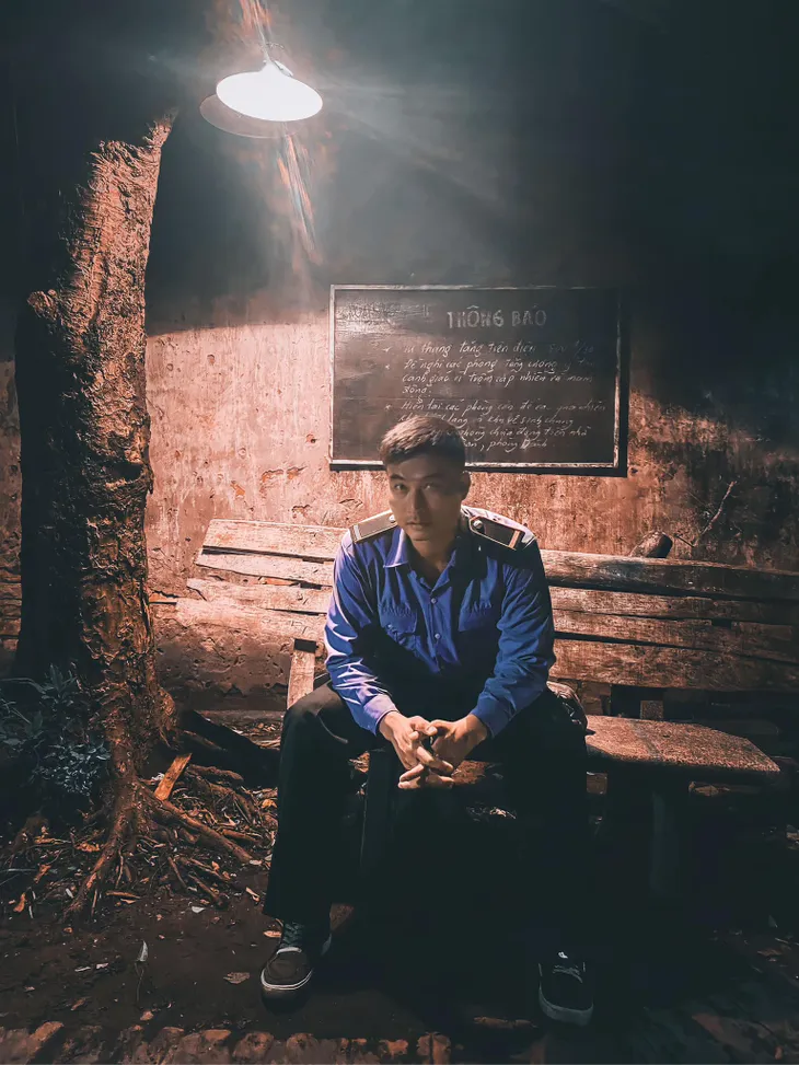 Làng trong phố kết thúc, Duy Hưng đăng loạt ảnh kỷ niệm cùng đoàn phim - Ảnh 16. Làng trong phố kết thúc, Duy Hưng đăng loạt ảnh kỷ niệm cùng đoàn phim - Ảnh 16.