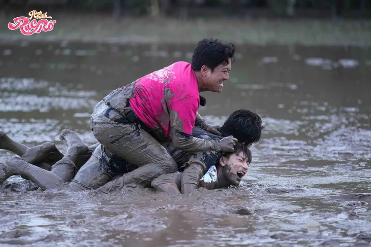 Hành trình rực rỡ: Isaac bị Trường Giang lấy thịt đè người - Ảnh 4. Hành trình rực rỡ: Isaac bị Trường Giang lấy thịt đè người - Ảnh 4.