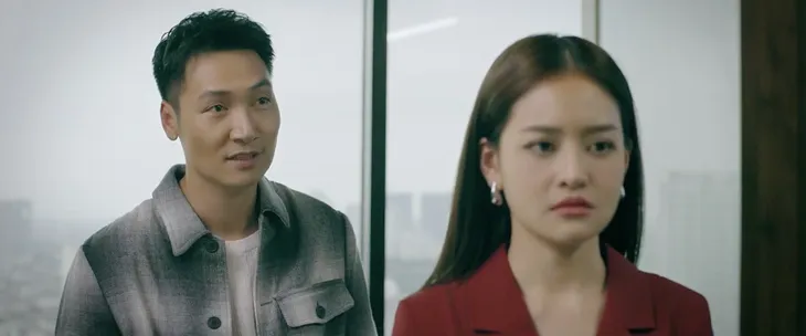 Chúng ta của 8 năm sau - Tập 25: Bị dụ dỗ “lên giường”, Tùng “cắm sừng” Nguyệt thêm lần nữa - Ảnh 4. Chúng ta của 8 năm sau - Tập 25: Bị dụ dỗ “lên giường”, Tùng “cắm sừng” Nguyệt thêm lần nữa - Ảnh 4.