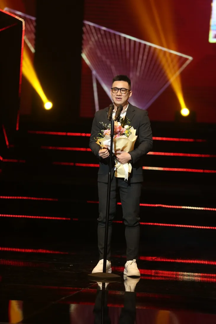 Chị đẹp đạp gió rẽ sóng làm nên chuyện tại VTV Awards 2023 - Ảnh 1.