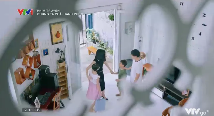 Chúng ta phải hạnh phúc - Tập 38: Kỳ đi khỏi nhà đại gia sau chuỗi ngày bị giam cầm - Ảnh 8. Chúng ta phải hạnh phúc - Tập 38: Kỳ đi khỏi nhà đại gia sau chuỗi ngày bị giam cầm - Ảnh 8.