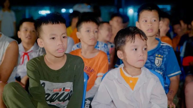 Chuyến xe tử tế mang sân chơi mới đến với Làng Hy Vọng, thành phố Đà Nẵng - Ảnh 11. Chuyến xe tử tế mang sân chơi mới đến với Làng Hy Vọng, thành phố Đà Nẵng - Ảnh 11.