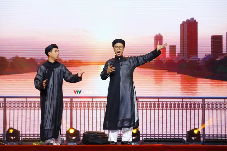 Thái Sơn biến hóa bất ngờ trong Gala cười 2024 - Ảnh 8. Thái Sơn biến hóa bất ngờ trong Gala cười 2024 - Ảnh 8.