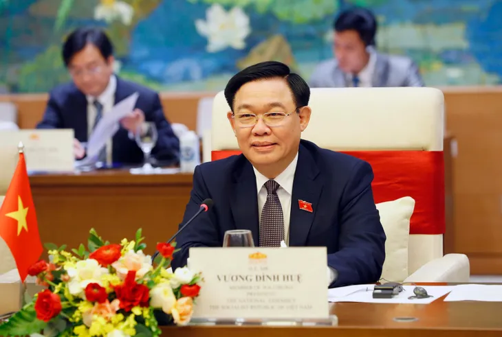 Chủ tịch Quốc hội Vương Đình Huệ hội kiến Tổng thống Indonesia Joko Widodo - Ảnh 2. Chủ tịch Quốc hội Vương Đình Huệ hội kiến Tổng thống Indonesia Joko Widodo - Ảnh 2.