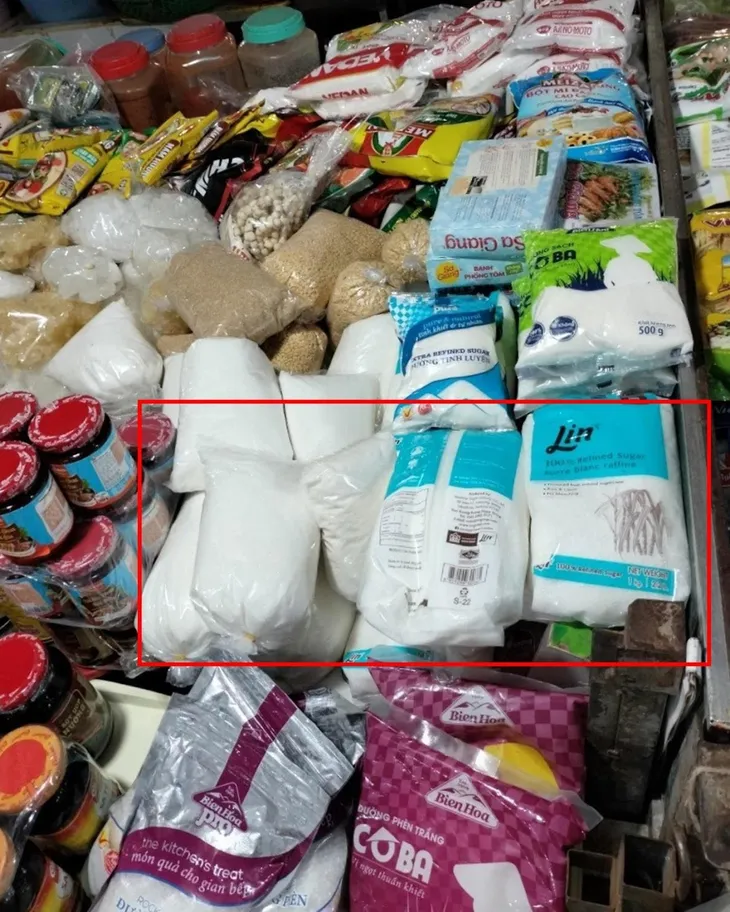 Buôn lậu đường cuối năm: “Muôn kế” tràn vào Việt Nam - Ảnh 2. Buôn lậu đường cuối năm: “Muôn kế” tràn vào Việt Nam - Ảnh 2.
