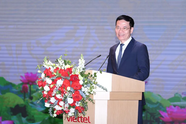 Viettel tăng trưởng ấn tượng năm 2023, tiếp tục đặt mục tiêu cao năm 2024 - Ảnh 1.