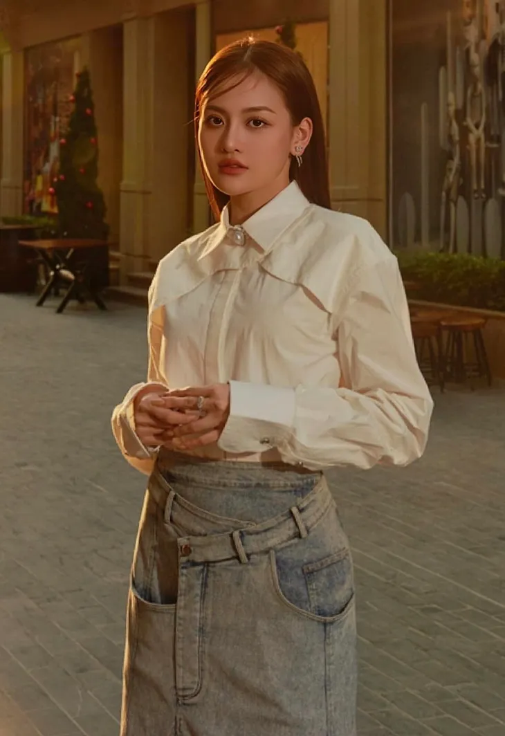 Những set đồ tiểu thư kiêu kỳ của Thùy Anh trong “Chúng ta của 8 năm sau” - Ảnh 17. Những set đồ tiểu thư kiêu kỳ của Thùy Anh trong “Chúng ta của 8 năm sau” - Ảnh 17.