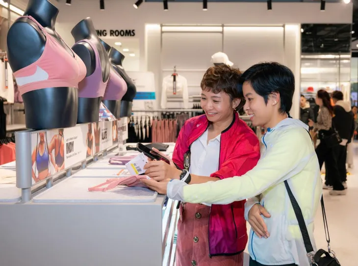 Nike Hồ Tây - Địa điểm mua sắm trang phục thể thao mà bạn nên biết - Ảnh 4. Nike Hồ Tây - Địa điểm mua sắm trang phục thể thao mà bạn nên biết - Ảnh 4.