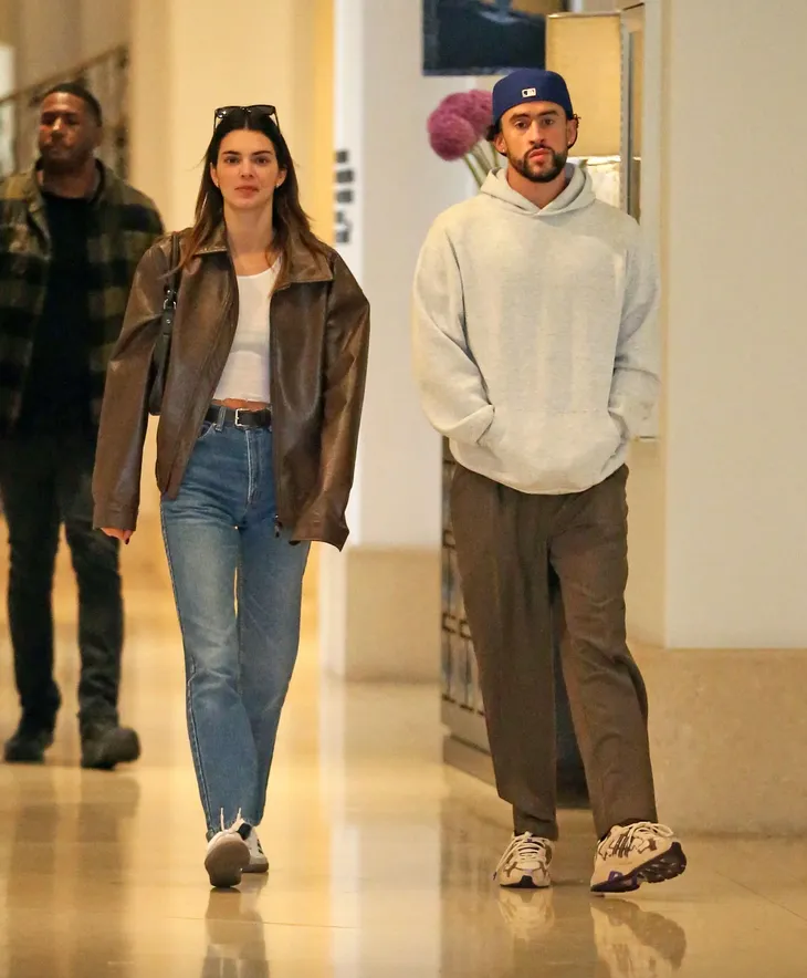 Kendall Jenner và Bad Bunny “nối lại tình xưa” - Ảnh 1. Kendall Jenner và Bad Bunny “nối lại tình xưa” - Ảnh 1.
