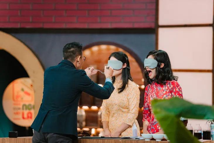 Diễn viên Huyền Trang làm giám khảo khách mời khép lại Của ngon vật lạ mùa đầu tiên - Ảnh 5. Diễn viên Huyền Trang làm giám khảo khách mời khép lại Của ngon vật lạ mùa đầu tiên - Ảnh 5.