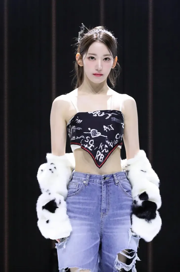Lisa (BLACKPINK) là bảo bối Thái Lan, Wonyoung (IVE) là công chúa của Hàn Quốc - Ảnh 1. Lisa (BLACKPINK) là bảo bối Thái Lan, Wonyoung (IVE) là công chúa của Hàn Quốc - Ảnh 1.