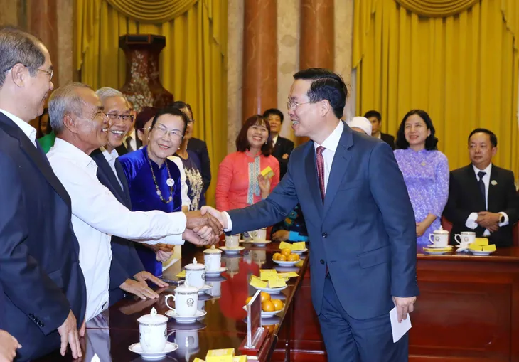 Chủ tịch nước Võ Văn Thưởng gặp mặt đoàn đại biểu chương trình Việc tử tế - Ảnh 4. Chủ tịch nước Võ Văn Thưởng gặp mặt đoàn đại biểu chương trình Việc tử tế - Ảnh 4.