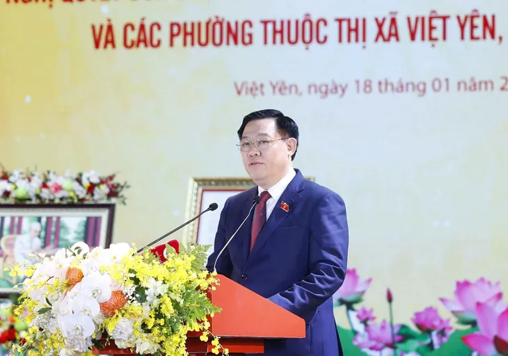 Chủ tịch Quốc hội Vương Đình Huệ dự lễ công bố nghị quyết thành lập thị xã Việt Yên, Bắc Giang - Ảnh 1. Chủ tịch Quốc hội Vương Đình Huệ dự lễ công bố nghị quyết thành lập thị xã Việt Yên, Bắc Giang - Ảnh 1.