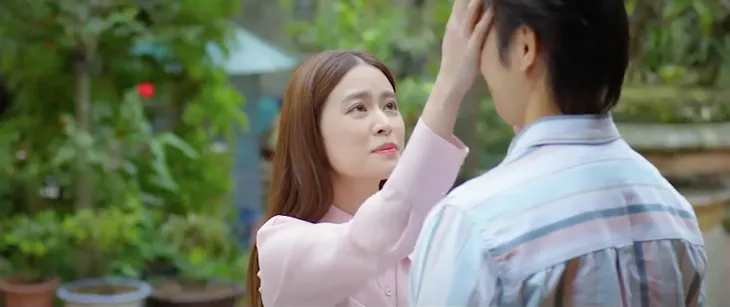 Không ngại cưới chỉ cần một lý do - Tập cuối: Kết phim hạnh phúc với 2 màn cầu hôn ngọt lịm trên du thuyền - Ảnh 5. Không ngại cưới chỉ cần một lý do - Tập cuối: Kết phim hạnh phúc với 2 màn cầu hôn ngọt lịm trên du thuyền - Ảnh 5.