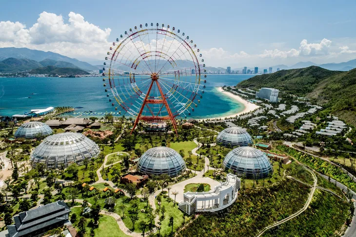 Khánh Hòa đặt mục tiêu thu hút 9 triệu lượt du khách năm 2024 - Ảnh 2. Khánh Hòa đặt mục tiêu thu hút 9 triệu lượt du khách năm 2024 - Ảnh 2.