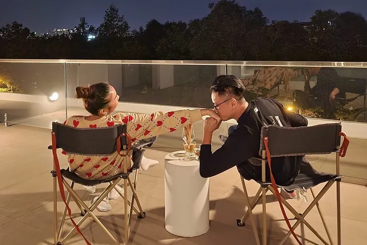 Mỹ Tâm hiếm hoi diện đồ xuyên thấu, Lệ Quyên kỷ niệm ngày yêu với tình trẻ - Ảnh 6. Mỹ Tâm hiếm hoi diện đồ xuyên thấu, Lệ Quyên kỷ niệm ngày yêu với tình trẻ - Ảnh 6.
