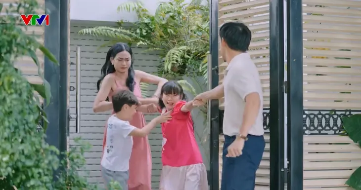 Chúng ta phải hạnh phúc - Tập 33: Hiền quyết định nhường chồng cho người yêu cũ - Ảnh 6. Chúng ta phải hạnh phúc - Tập 33: Hiền quyết định nhường chồng cho người yêu cũ - Ảnh 6.