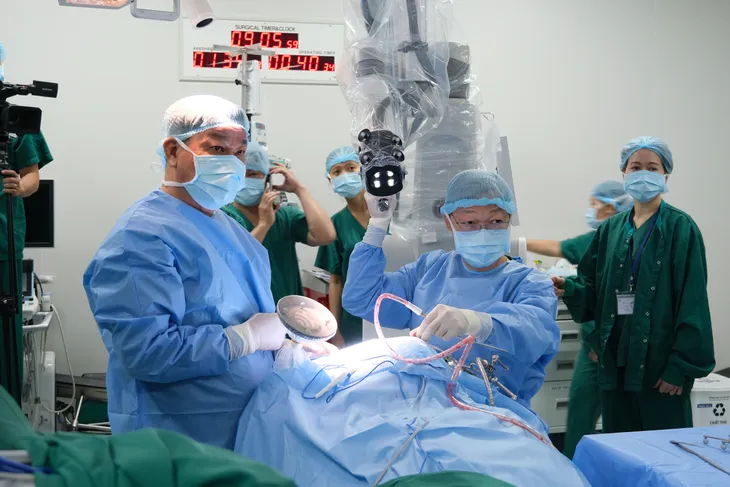 Đột quỵ có thể tăng 30% trong dịp cuối năm - Ảnh 1.