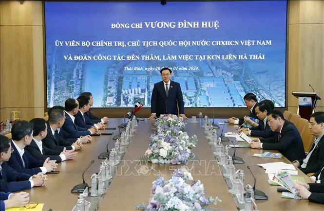 Chủ tịch Quốc hội: Xây dựng Thái Bình thành tỉnh gương mẫu - Ảnh 1. Chủ tịch Quốc hội: Xây dựng Thái Bình thành tỉnh gương mẫu - Ảnh 1.