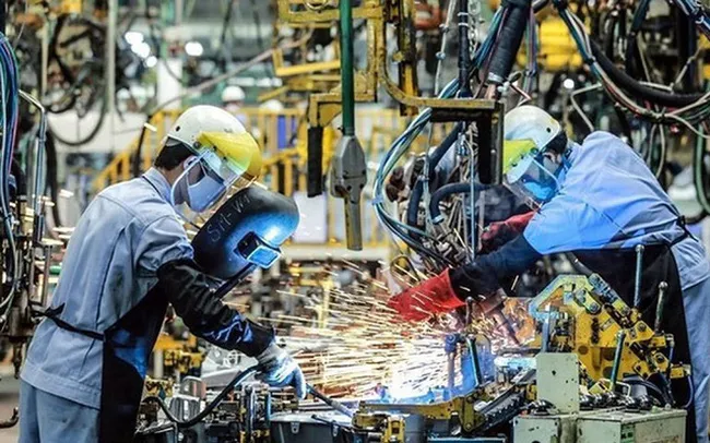Việt Nam có thể lấy lại mức tăng trưởng 6% trong năm 2024 - Ảnh 1. Việt Nam có thể lấy lại mức tăng trưởng 6% trong năm 2024 - Ảnh 1.