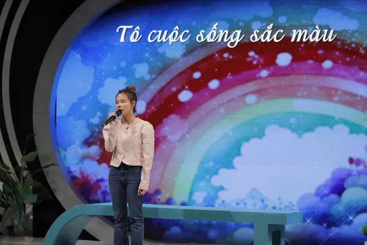 Cảm động câu chuyện về cô sinh viên khiếm thị đam mê tình nguyện - Ảnh 4. Cảm động câu chuyện về cô sinh viên khiếm thị đam mê tình nguyện - Ảnh 4.