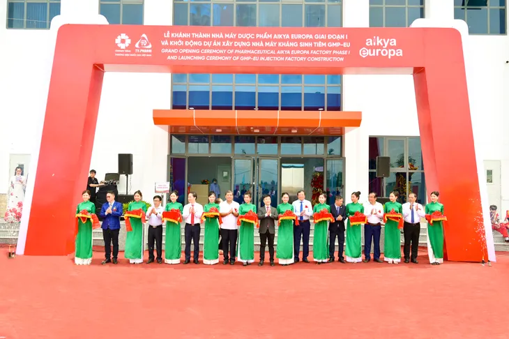 TV.PHARM tiếp tục được vinh danh top 10 công ty Việt Nam uy tín năm 2023 - Ảnh 3.