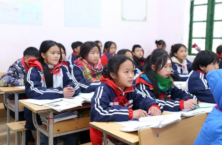 Hàng chục nghìn học sinh Lào Cai và Lai Châu được nghỉ học tránh rét - Ảnh 1. Hàng chục nghìn học sinh Lào Cai và Lai Châu được nghỉ học tránh rét - Ảnh 1.