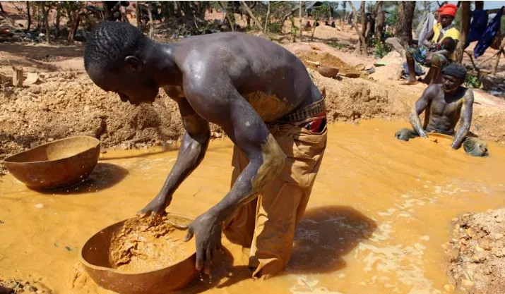 Hơn 70 người thiệt mạng trong vụ sập mỏ vàng ở Mali - Ảnh 1. Hơn 70 người thiệt mạng trong vụ sập mỏ vàng ở Mali - Ảnh 1.