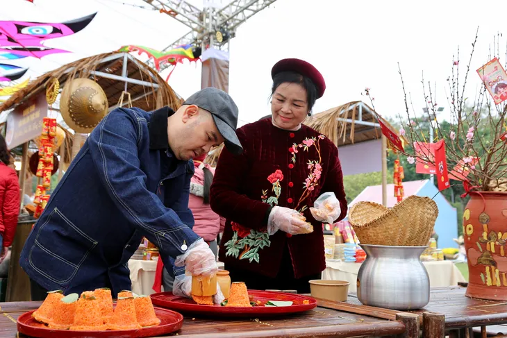 Rộn ràng không khí Tết truyền thống tại Hoàng Thành Thăng Long - Ảnh 9. Rộn ràng không khí Tết truyền thống tại Hoàng Thành Thăng Long - Ảnh 9.