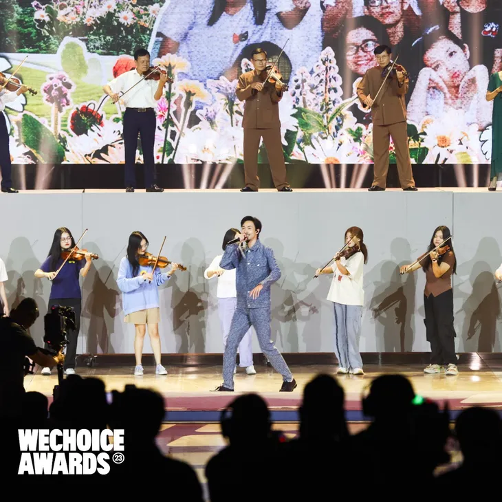 WeChoice Awards 2023: Đen Vâu tự hào hát với “những người bình thường”, diva Mỹ Linh thử debut cùng dàn Chị đẹp - Ảnh 6. WeChoice Awards 2023: Đen Vâu tự hào hát với “những người bình thường”, diva Mỹ Linh thử debut cùng dàn Chị đẹp - Ảnh 6.
