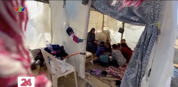 Tình trạng đói ăn phủ khắp Dải Gaza, hơn 10.000 trẻ em có nguy cơ gầy mòn - Ảnh 3. Tình trạng đói ăn phủ khắp Dải Gaza, hơn 10.000 trẻ em có nguy cơ gầy mòn - Ảnh 3.