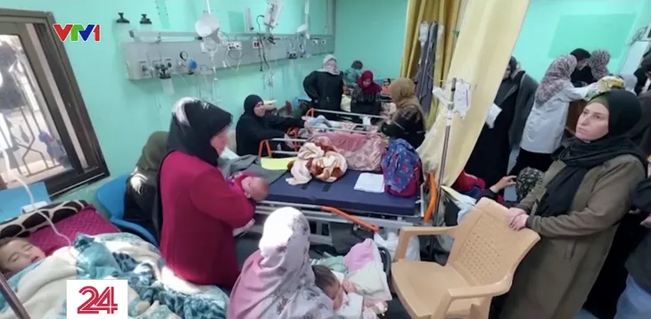 Tình trạng đói ăn phủ khắp Dải Gaza, hơn 10.000 trẻ em có nguy cơ gầy mòn - Ảnh 4. Tình trạng đói ăn phủ khắp Dải Gaza, hơn 10.000 trẻ em có nguy cơ gầy mòn - Ảnh 4.