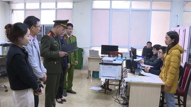 Khởi tố 23 bị can đưa, nhận hối lộ liên quan thủ tục nhà đất ở Thanh Hóa - Ảnh 1. Khởi tố 23 bị can đưa, nhận hối lộ liên quan thủ tục nhà đất ở Thanh Hóa - Ảnh 1.