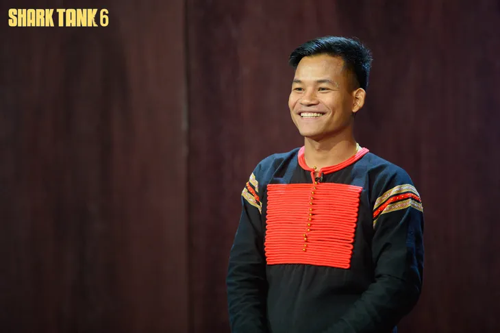 Shark Tank - Tập 14: Chàng trai Ê Đê thu về chục tỷ sau hơn 1 năm bán cà phê rang - Ảnh 5. Shark Tank - Tập 14: Chàng trai Ê Đê thu về chục tỷ sau hơn 1 năm bán cà phê rang - Ảnh 5.